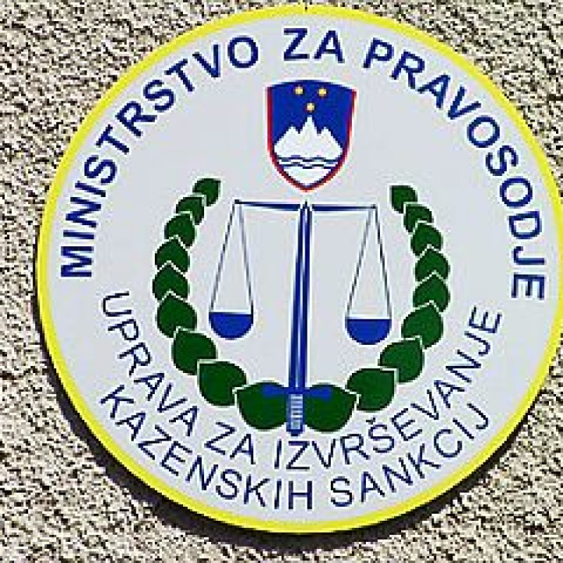 
				Plačna reforma - obvestilo za zaposlene v URSIKS		
