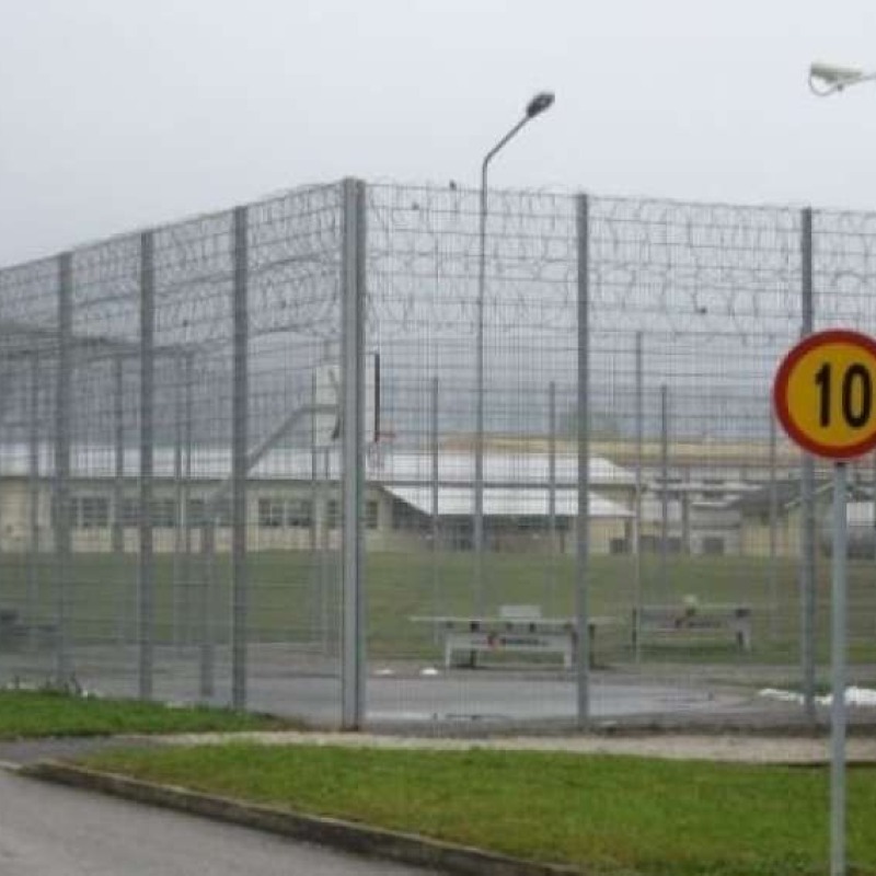 KADROVSKA STISKA IN PREOBREMNJENOST V UPRAVI RS ZA IZVRŠEVANJE KAZENSKIH SANKCIJ